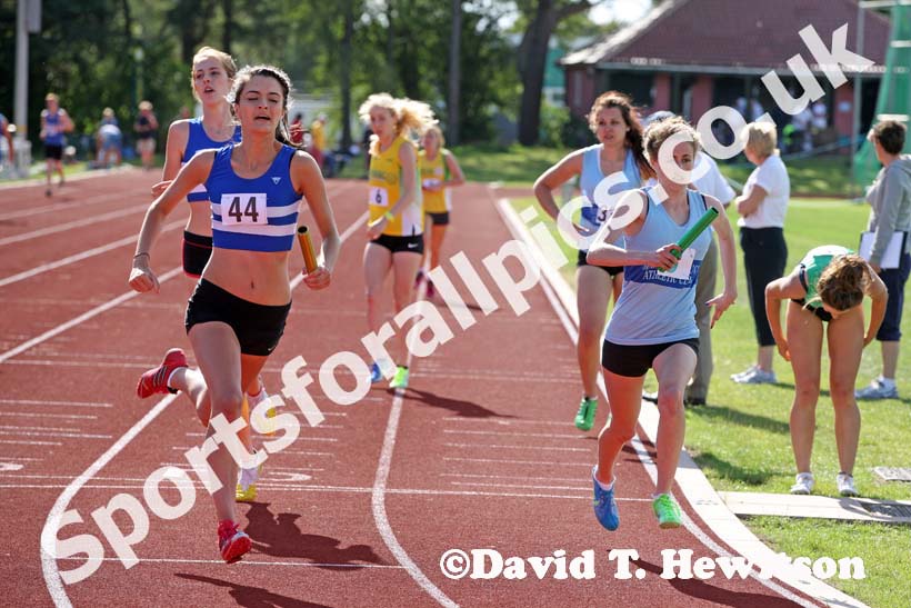 Womens 4 x 400 metres relay, North of England Division 2E, Morpeth.